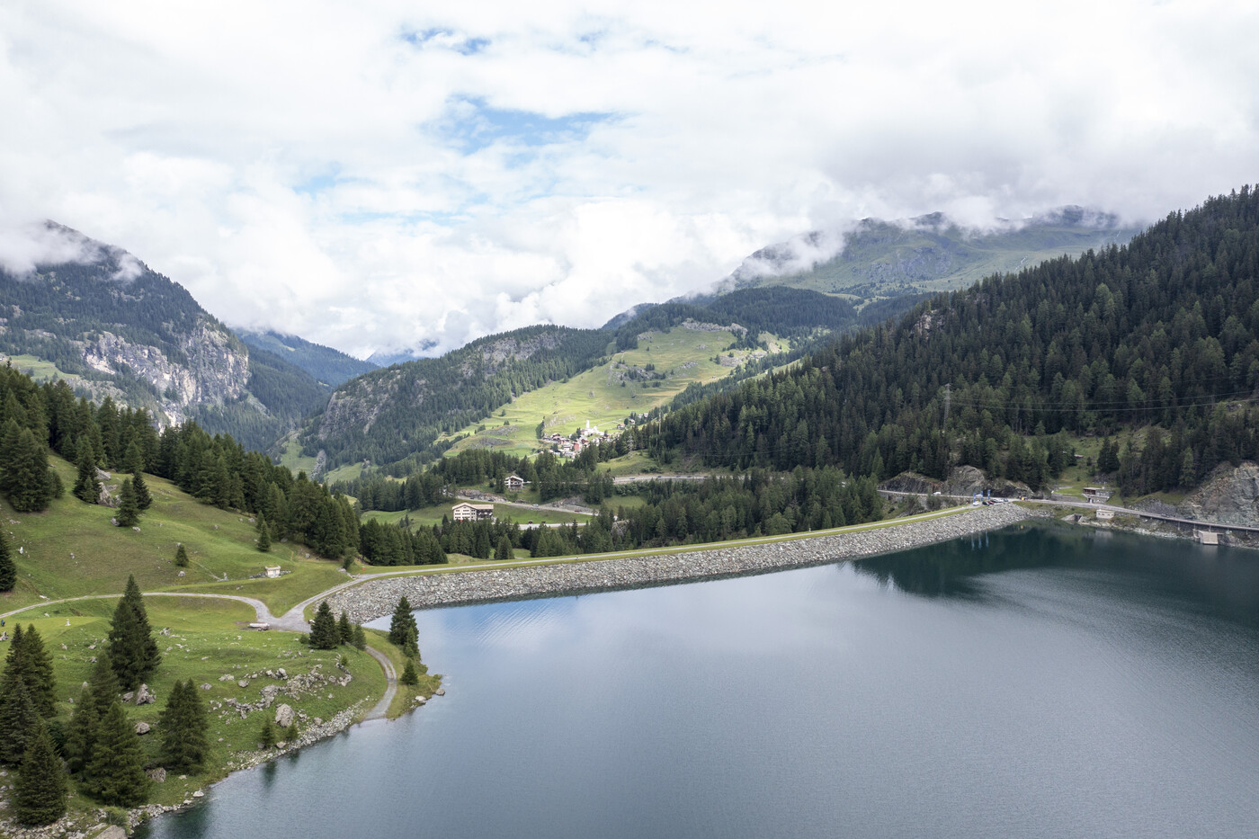Den Ernstfall zu ernst geprobt: Vom Stausee Marmorera aus wurde zweimal versehentlich ein Wasseralarm ausgelöst.