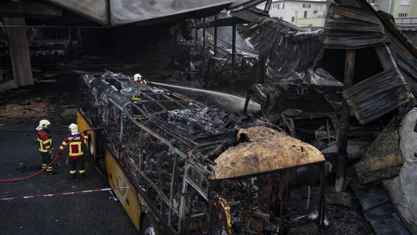 SCHWEIZ BRAND GARAGE POSTAUTO