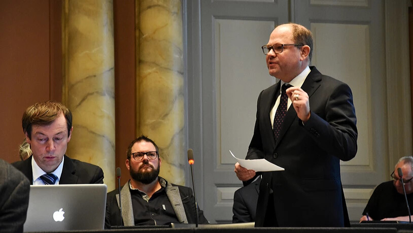 Zurück auf Feld eins statt auf direktem Weg ins Gefängnis: Adrian Hager findet im Landrat eine Mehrheit für seinen Antrag, den Planungskredit für ein neues Kantonsgefängnis an den Regierungsrat zu retournieren.