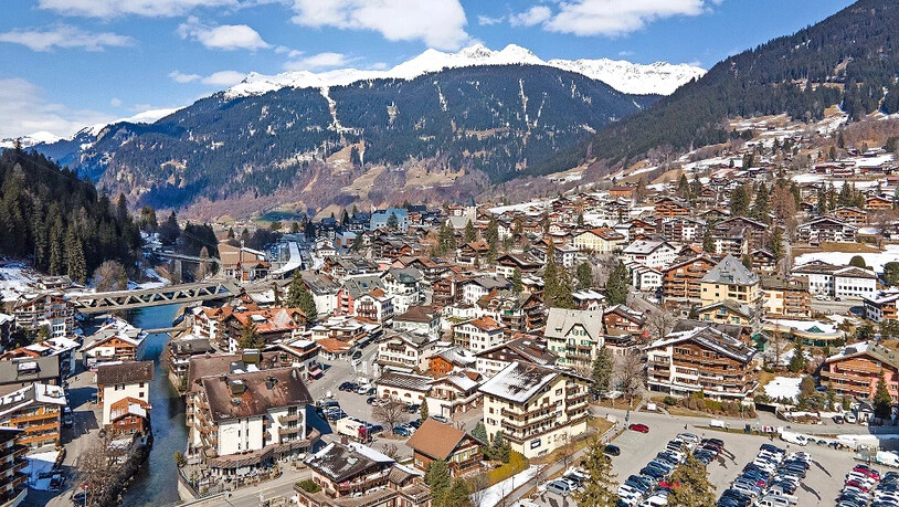Wohnraum für Einheimische ist Mangelware: In Klosters liegt der Zweitwohnungsanteil bei rund 64 Prozent. Wohnraum für Einheimische ist Mangelware: In Klosters liegt der Zweitwohnungsanteil bei rund 64 Prozent.