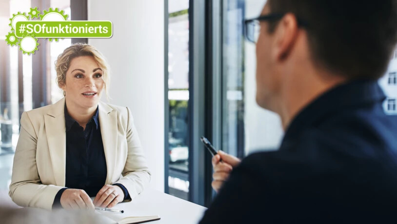 Angespannte Situation: Während eines Vorstellungsgesprächs werden den Bewerberinnen und Bewerbern oft herausfordernde Fragen gestellt. 