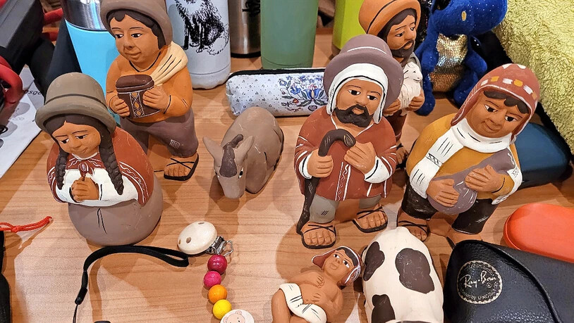 Niemand holte sie im Fundbüro ab: Auch diese acht Krippenfiguren fanden einen neuen Besitzer. Niemand holte sie im Fundbüro ab: Auch diese acht Krippenfiguren fanden einen neuen Besitzer.