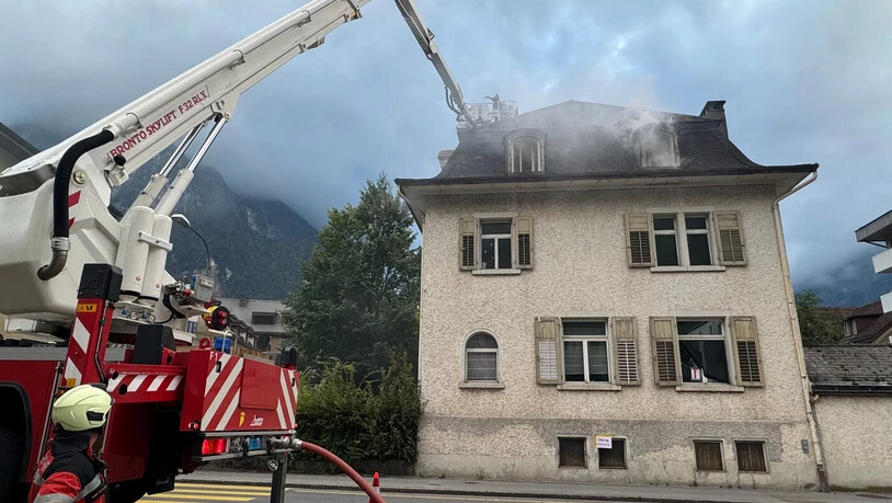 Der Rauch schwindet: Die Feuerwehrleute haben erfolgreich geübt. 