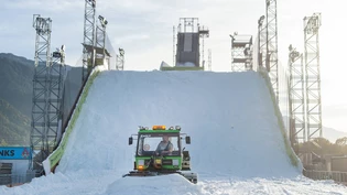 Die Aufbauarbeiten für das Big-Air-Festival in Chur sind in vollem Gange. 