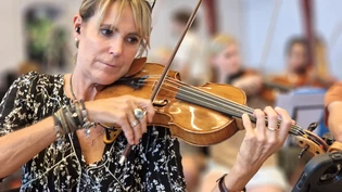 Spielt bei Gotthard die erste Geige: Für die Glarnerin Barbara Kubli geht mit dem Regierungskonzert ein Traum in Erfüllung.