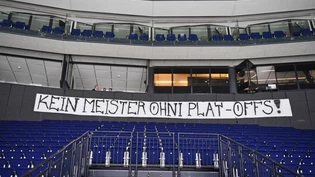 Leere Zuschauerränge im Zürcher Hallenstadion beim Eishockeyspiel ZSC Lions gegen den EV Zug. SCHWEIZ EISHOCKEY ABBRUCH SAISON