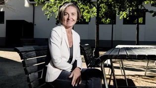 Viel Grün, viel Freiraum: Auf der Areal der «alten KEB» spricht Anita Mazzetta über ihre Ziele im Churer Stadtrat.
