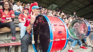 Bald wieder: Hunderte Zuschauer verfolgten im Juli 2019 das Spiel der Calanda Broncos in Chur. Bald wieder: Hunderte Zuschauer verfolgten im Juli 2019 das Spiel der Calanda Broncos in Chur.