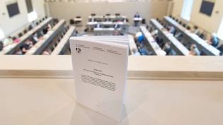 Beschränkte Möglichkeiten: Die PUK zum Baukartell, hier bei der Vorstellung ihres zweiten Teilberichts im Juni, konnte nicht schalten und walten, wie sie das gerne hätte. 