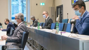 Klare Aussage: Die Bündner Regierungsräte Peter Peyer, Jon Domenic Parolini, Mario Cavigelli, Christian Rathgeb  und Marcus Caduff (von links) möchten die Coronamassnahmen lockern, sobald es die Situation zulässt.