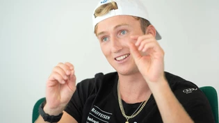 Es geht um Details: Andri Ragettli versucht zu erklären, wie die erfolgreiche vergangene Saison möglich war. Es geht um Details: Andri Ragettli versucht zu erklären, wie die erfolgreiche vergangene Saison möglich war.