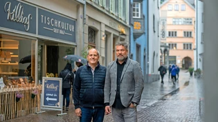 Verbesserung bringen: Florian Hug, Präsident (links), und Manuel Solcà, Geschäftsführer der IG Handel Chur, in der Altstadt von Chur.