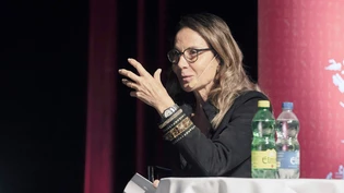 Freut sich auf Glarus: Moderatorin Regula Späni gehört am Sportforum beinahe schon zum Inventar.