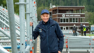 Grossanlass: Jürg Capol auf dem Gelände seines aktuellen Projekts, den Biathlon-Weltmeisterschaften 2025 in Lantsch/Lenz. Grossanlass: Jürg Capol auf dem Gelände seines aktuellen Projekts, den Biathlon-Weltmeisterschaften 2025 in Lantsch/Lenz.