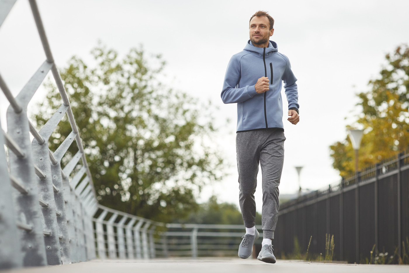 Egal ob Joggen, Velofahren oder Inlineskaten: Bewegung bringt den Körper in Schwung. 