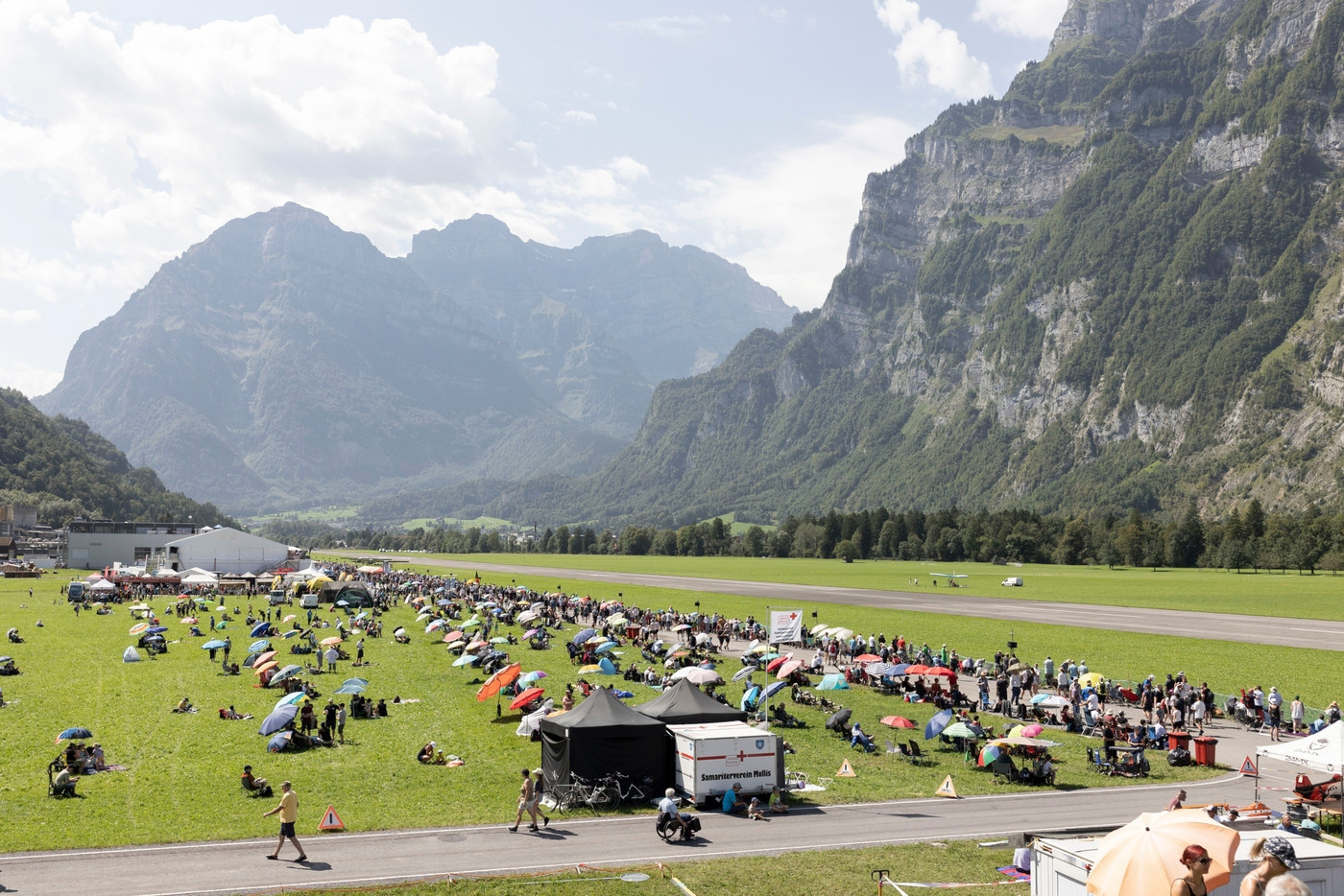 Vielleicht die letzte Air-Show in Mollis: Die Zukunft des Zigairmeet ist ungewiss.